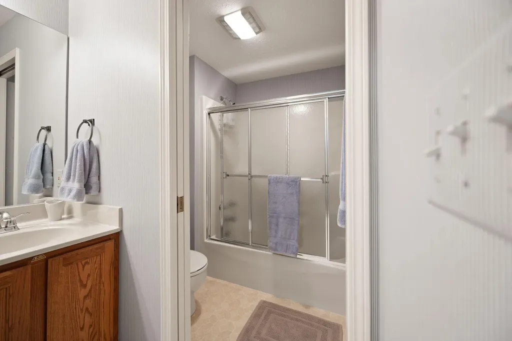 88-3 Woodson Bend Resort Bronston KY 42518