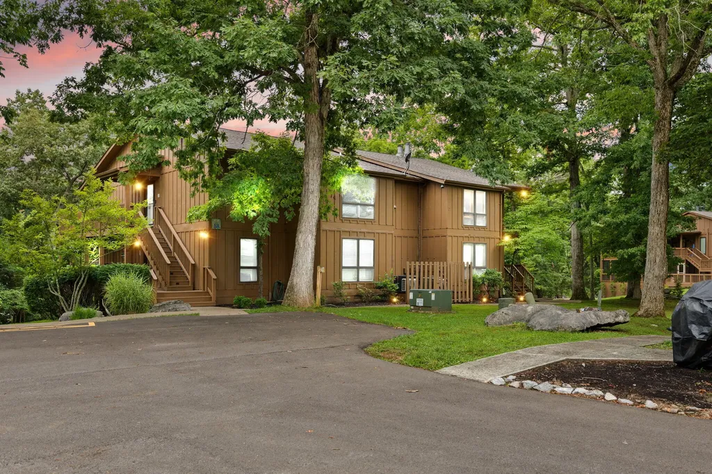 88-3 Woodson Bend Resort Bronston KY 42518