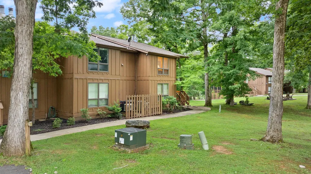 88-3 Woodson Bend Resort Bronston KY 42518