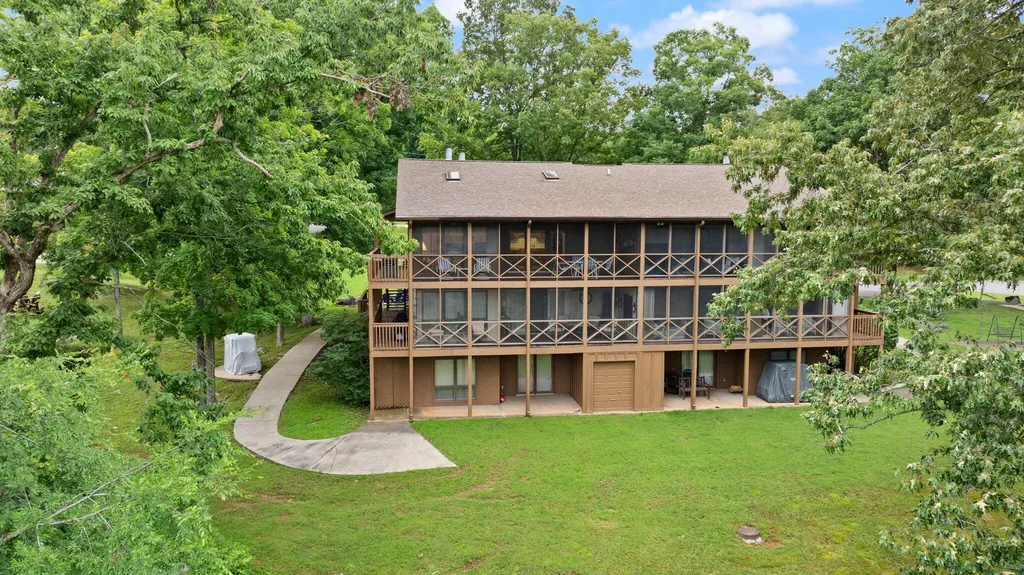 88-3 Woodson Bend Resort Bronston KY 42518