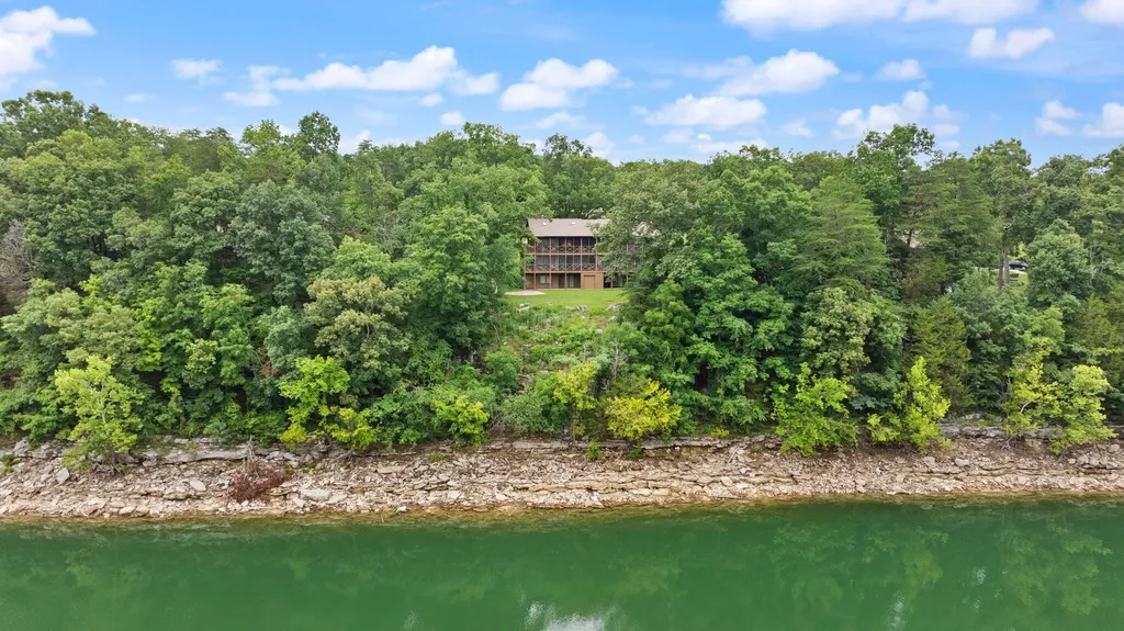 88-3 Woodson Bend Resort Bronston KY 42518