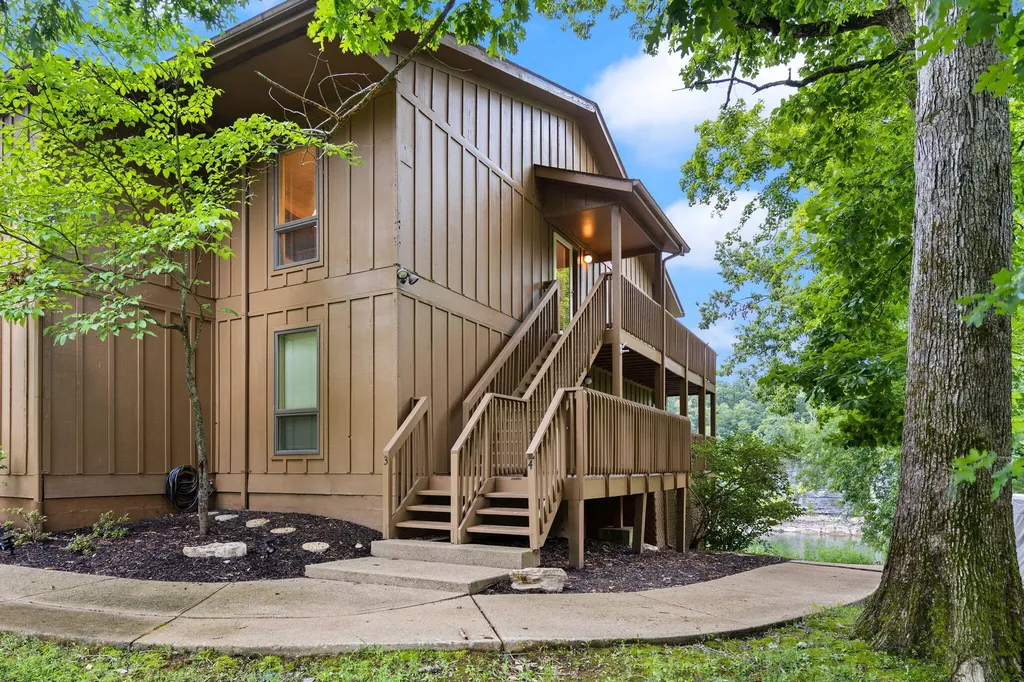 88-3 Woodson Bend Resort Bronston KY 42518