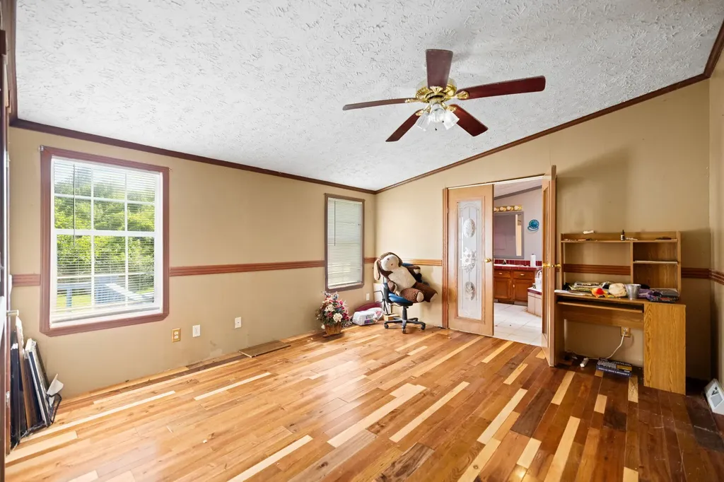 2792 N Highway 1223 Corbin KY 40701