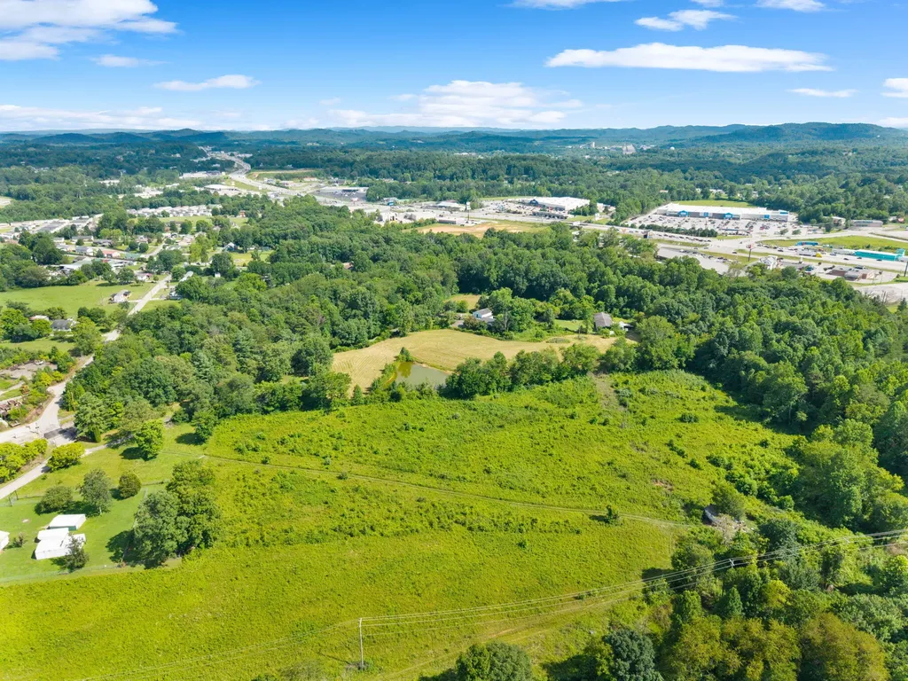 2792 N Highway 1223 Corbin KY 40701