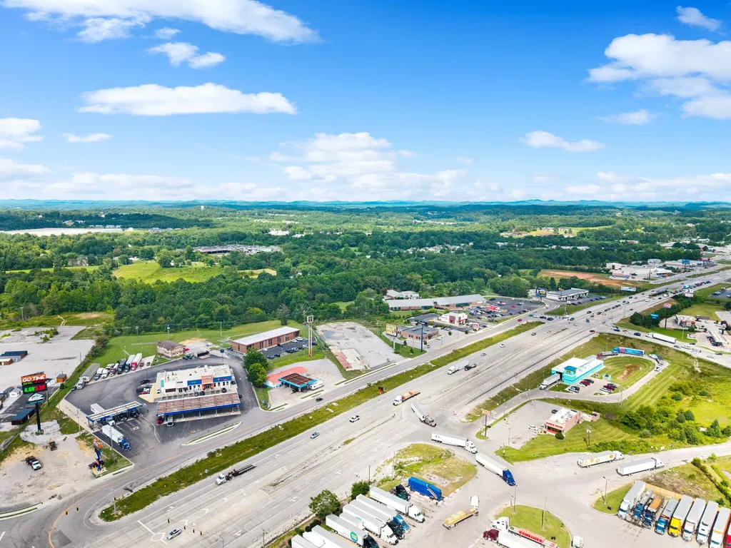 2792 N Highway 1223 Corbin KY 40701