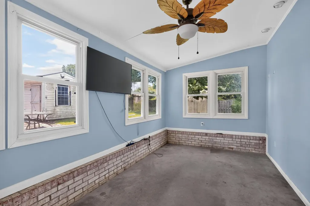 124 Wright Street Stamping Ground KY 40379