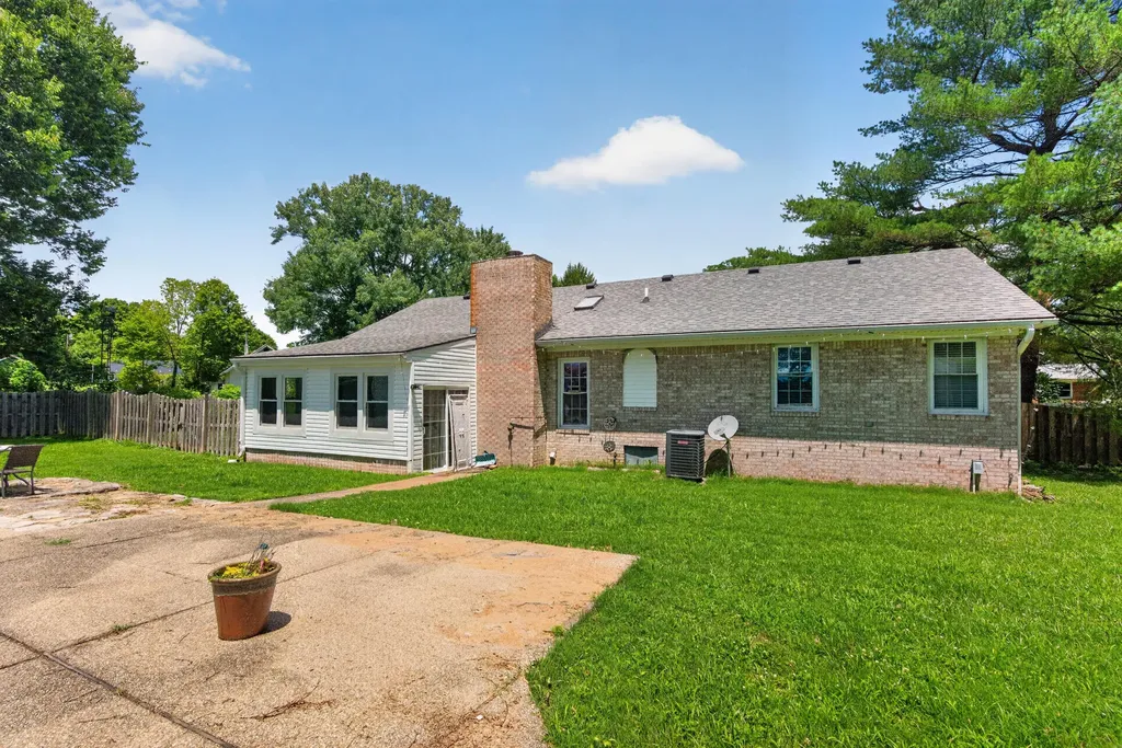 124 Wright Street Stamping Ground KY 40379