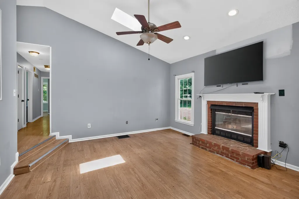 124 Wright Street Stamping Ground KY 40379
