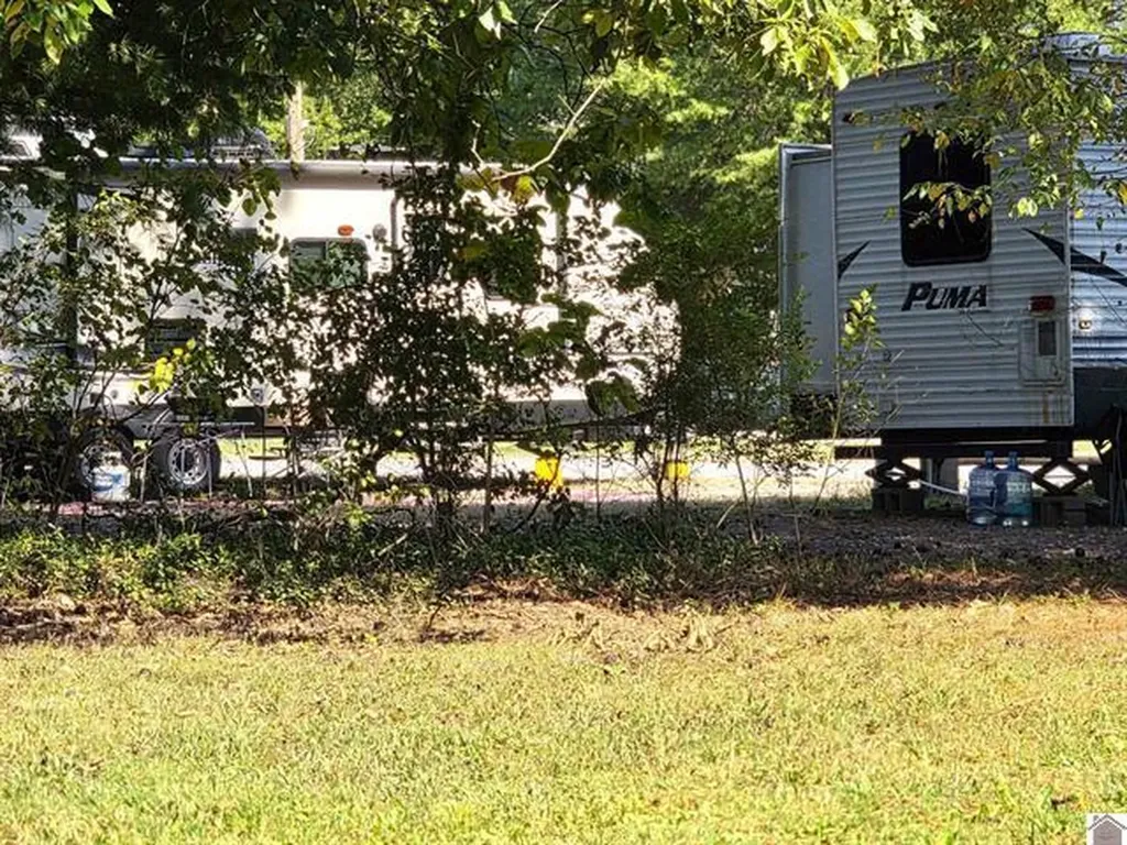 5609 Cairo Road Paducah KY 42001