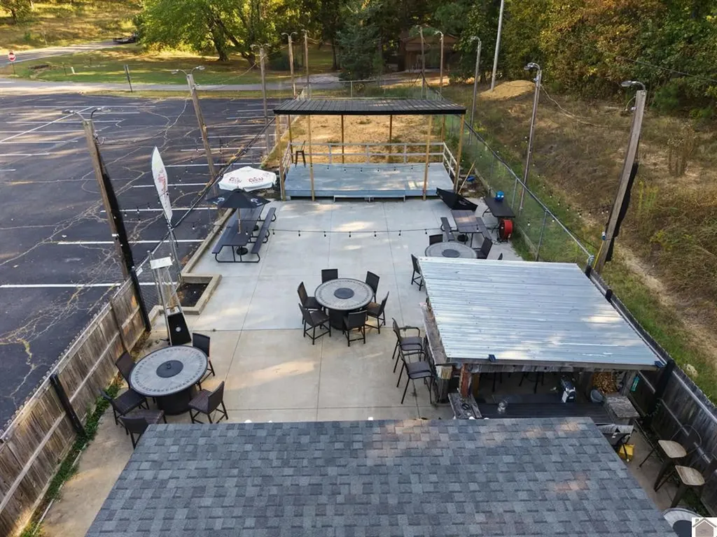 11728 E U.s. Highway 68 Benton KY 42025