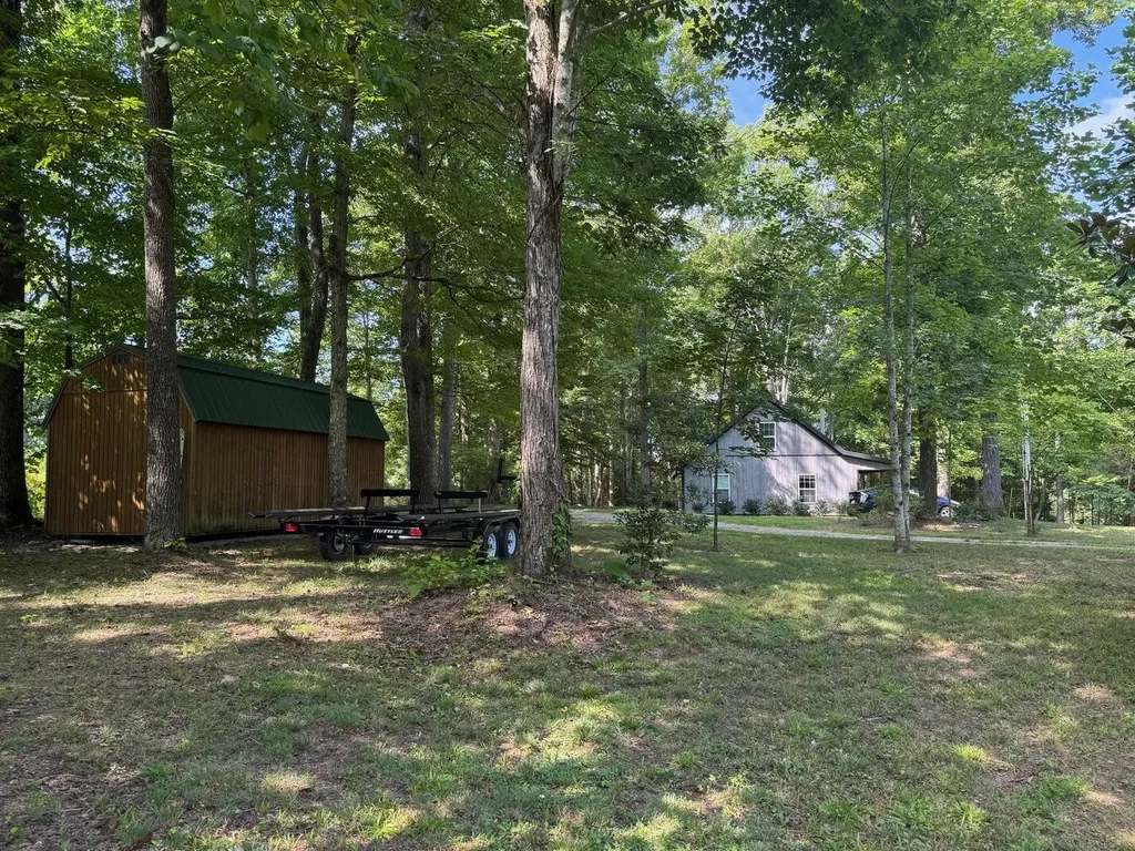 376 Shugars Hill Road Liberty KY 42539