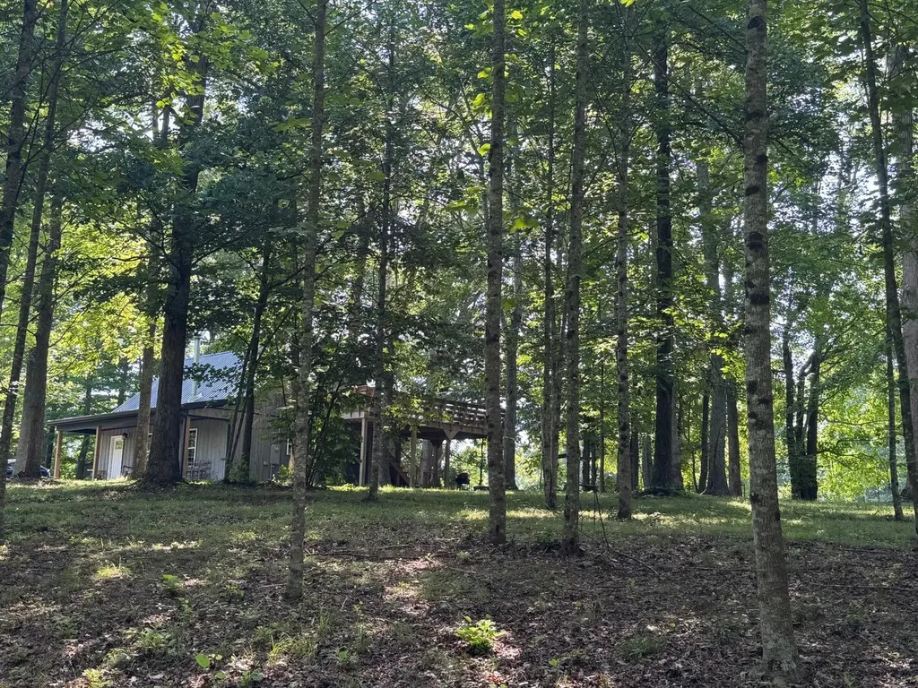 376 Shugars Hill Road Liberty KY 42539