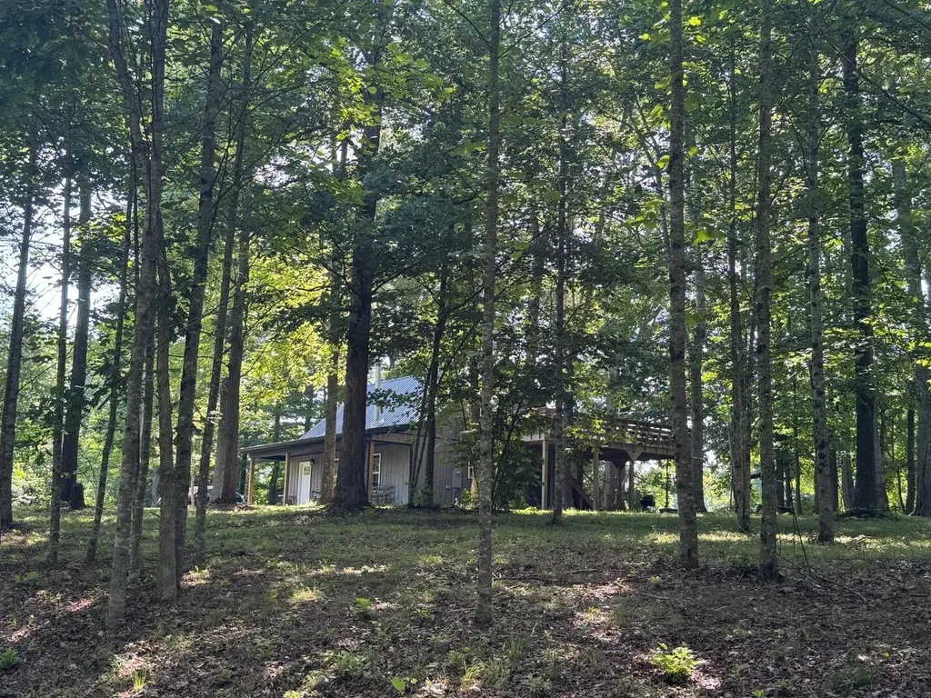 376 Shugars Hill Road Liberty KY 42539