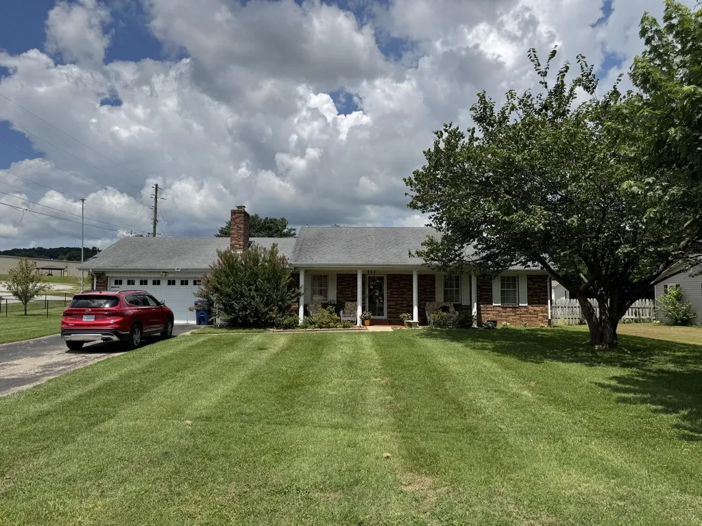 755 Barnesburg Road Somerset KY 42503