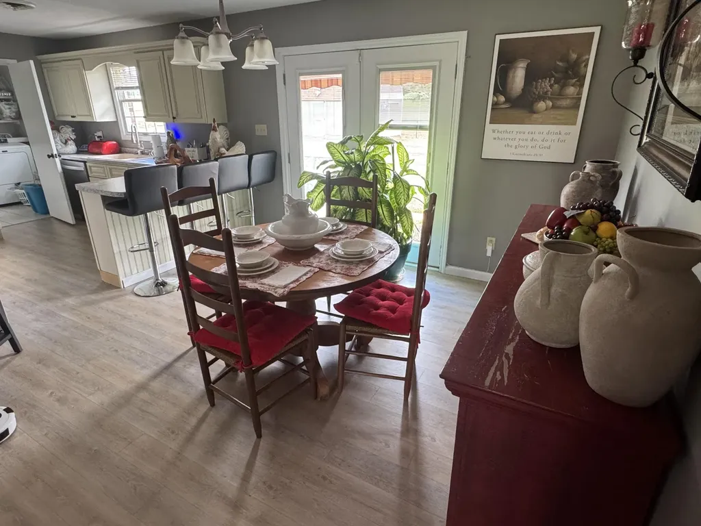 755 Barnesburg Road Somerset KY 42503