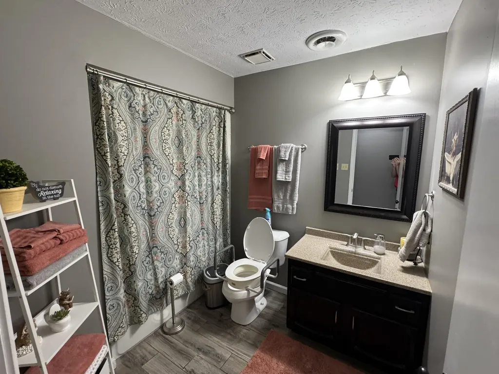 755 Barnesburg Road Somerset KY 42503