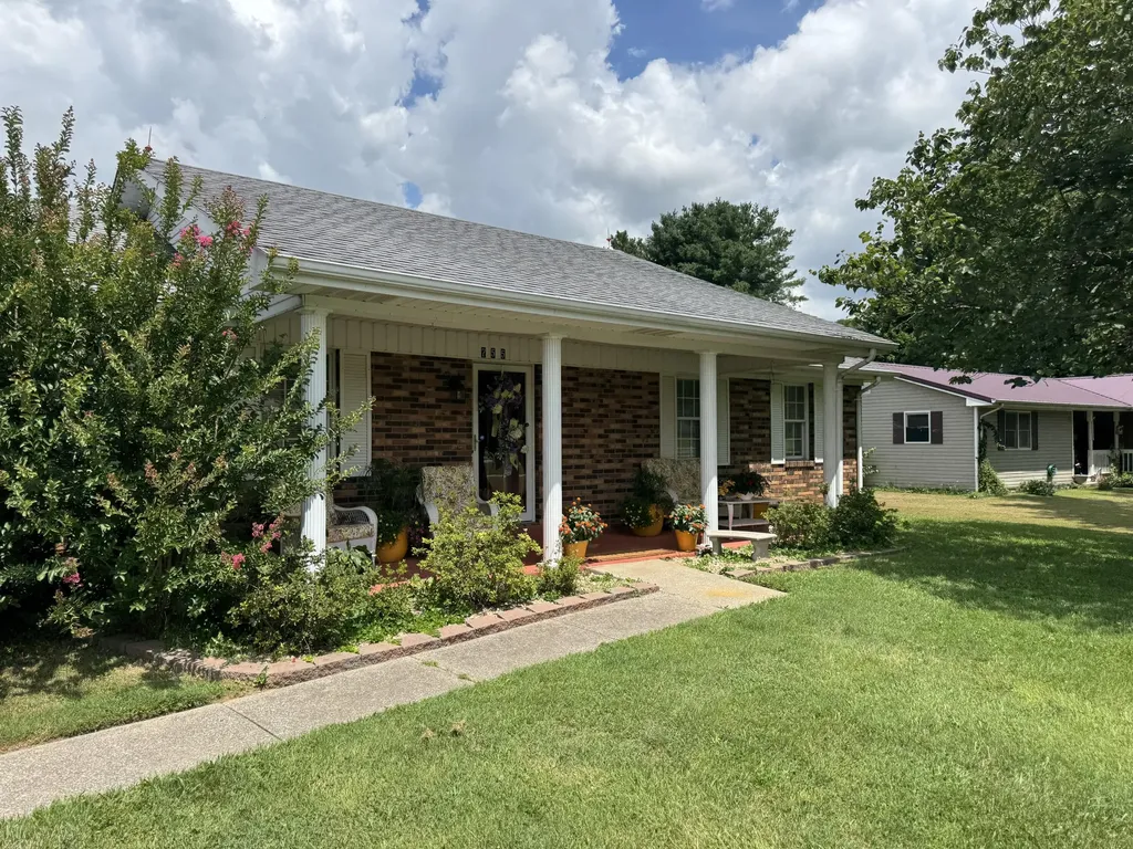 755 Barnesburg Road Somerset KY 42503