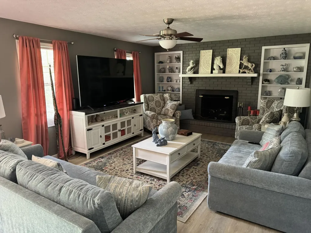 755 Barnesburg Road Somerset KY 42503