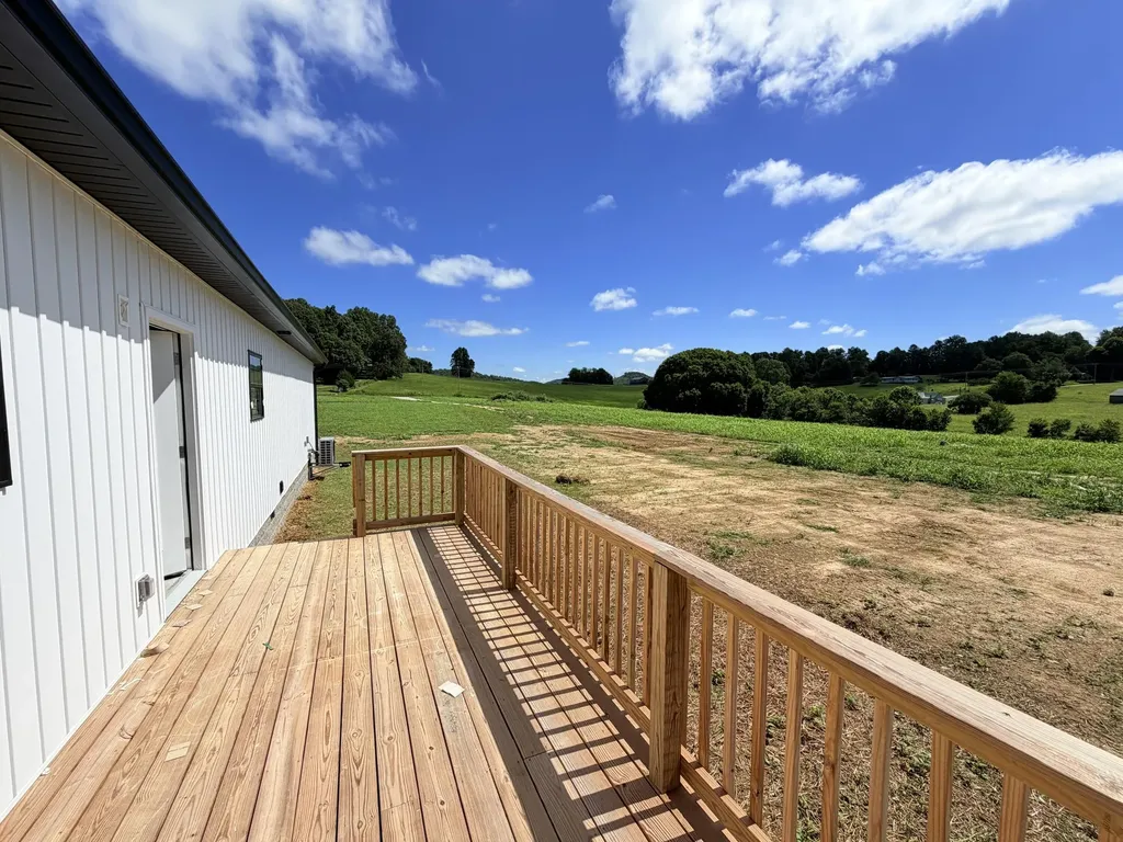 93 Stable Lane Brodhead KY 40409
