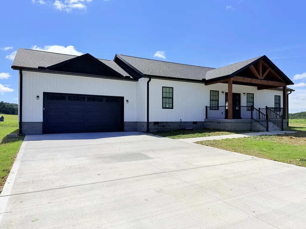 93 Stable Lane Brodhead KY 40409