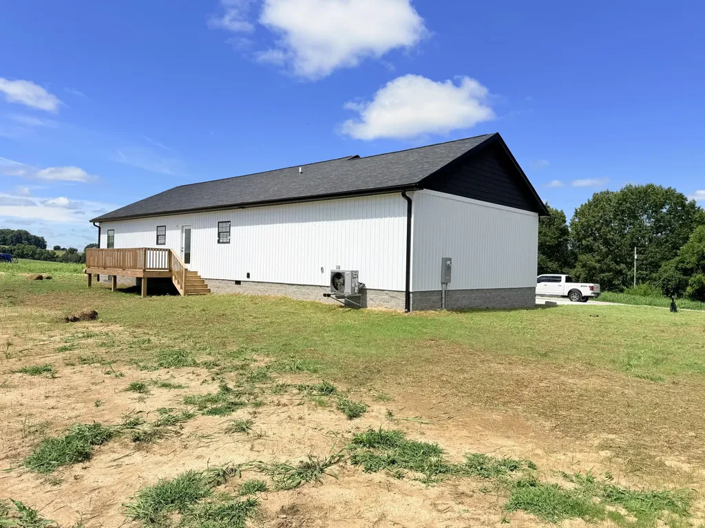 93 Stable Lane Brodhead KY 40409