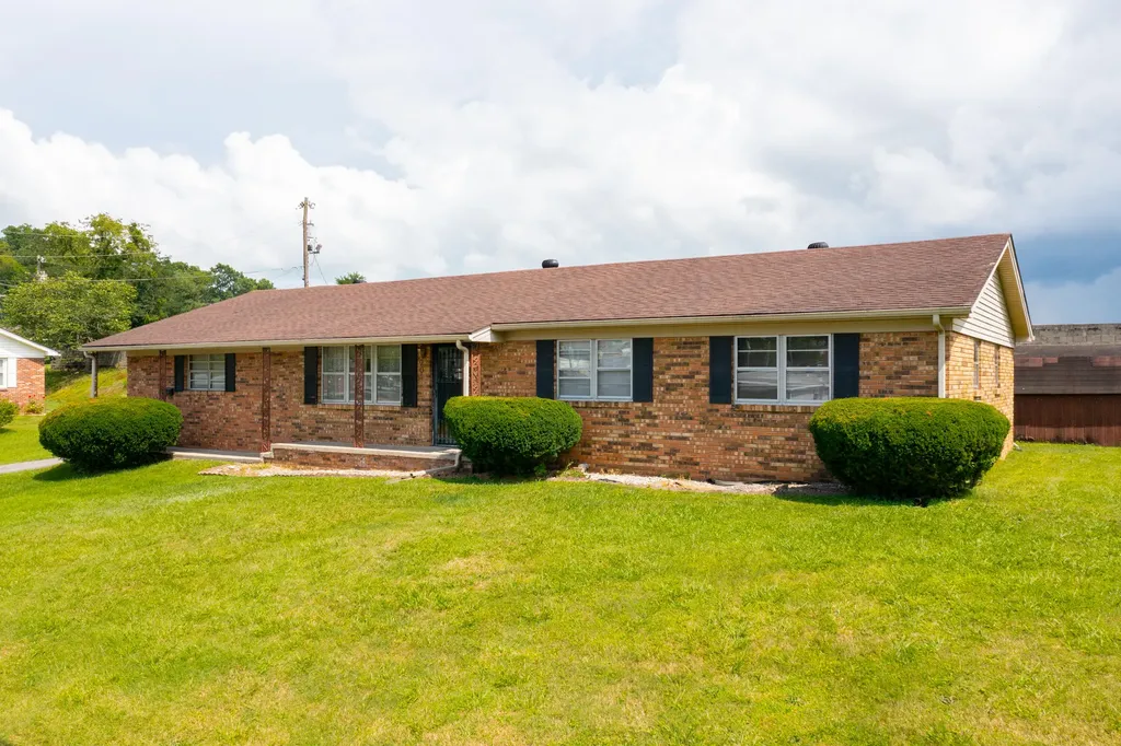 204 Johnson Addition London KY 40741