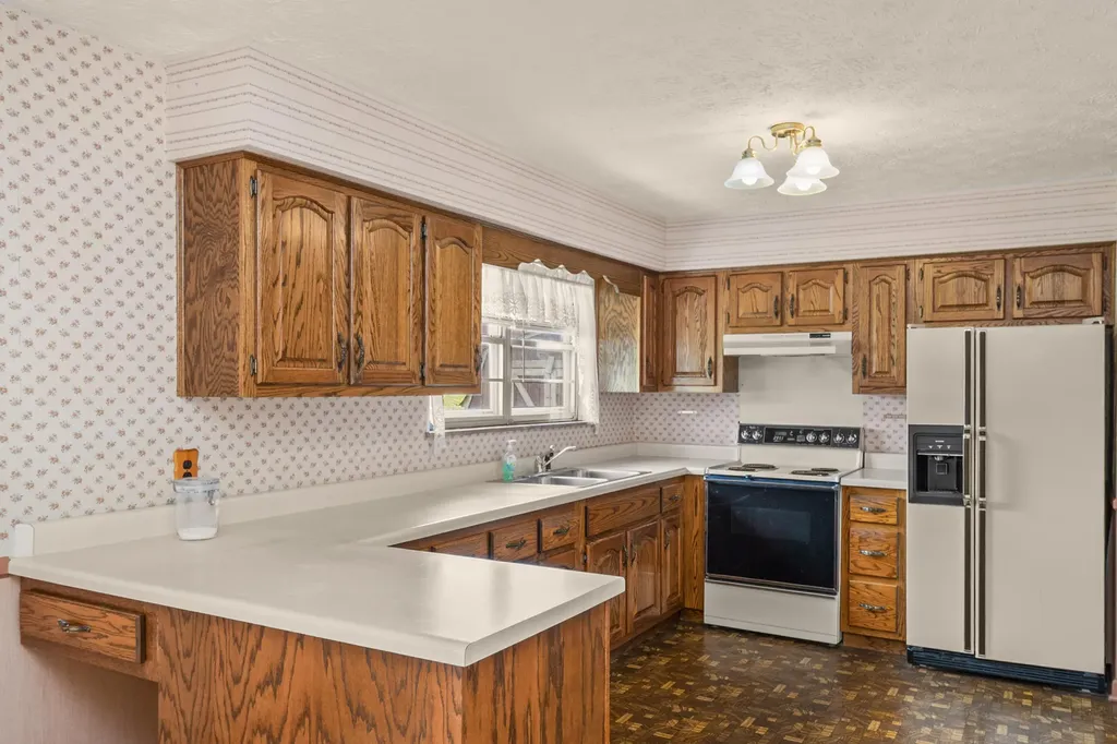 204 Johnson Addition London KY 40741