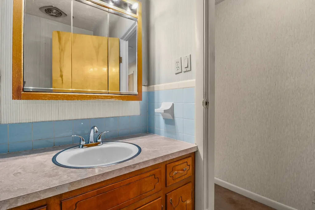 204 Johnson Addition London KY 40741