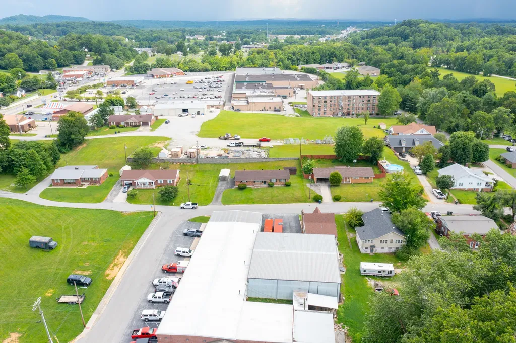 204 Johnson Addition London KY 40741
