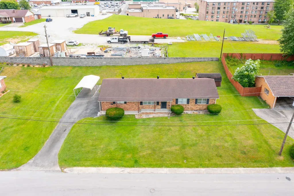 204 Johnson Addition London KY 40741