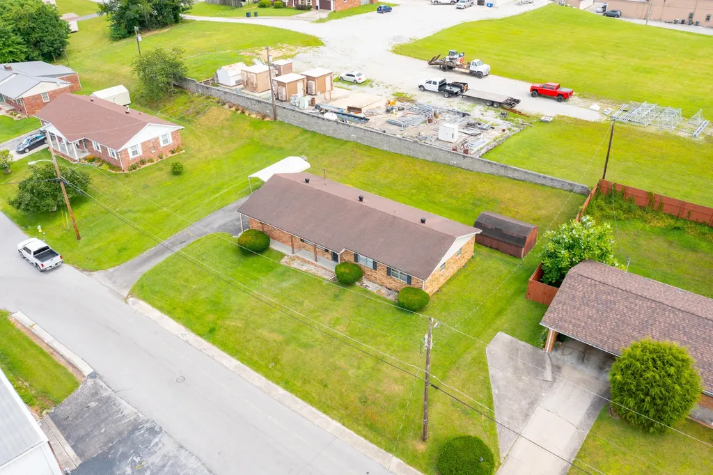 204 Johnson Addition London KY 40741