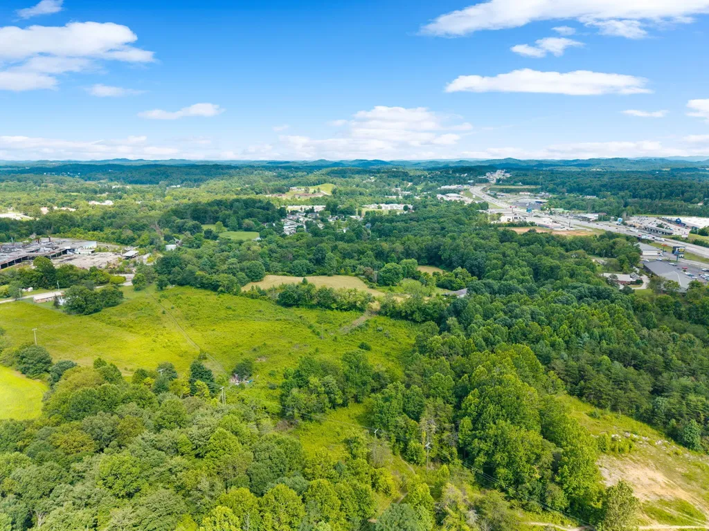 2792 N Highway 1223 Corbin KY 40701