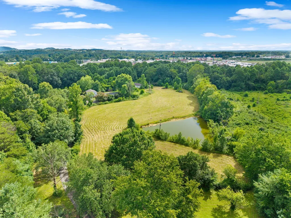 2792 N Highway 1223 Corbin KY 40701