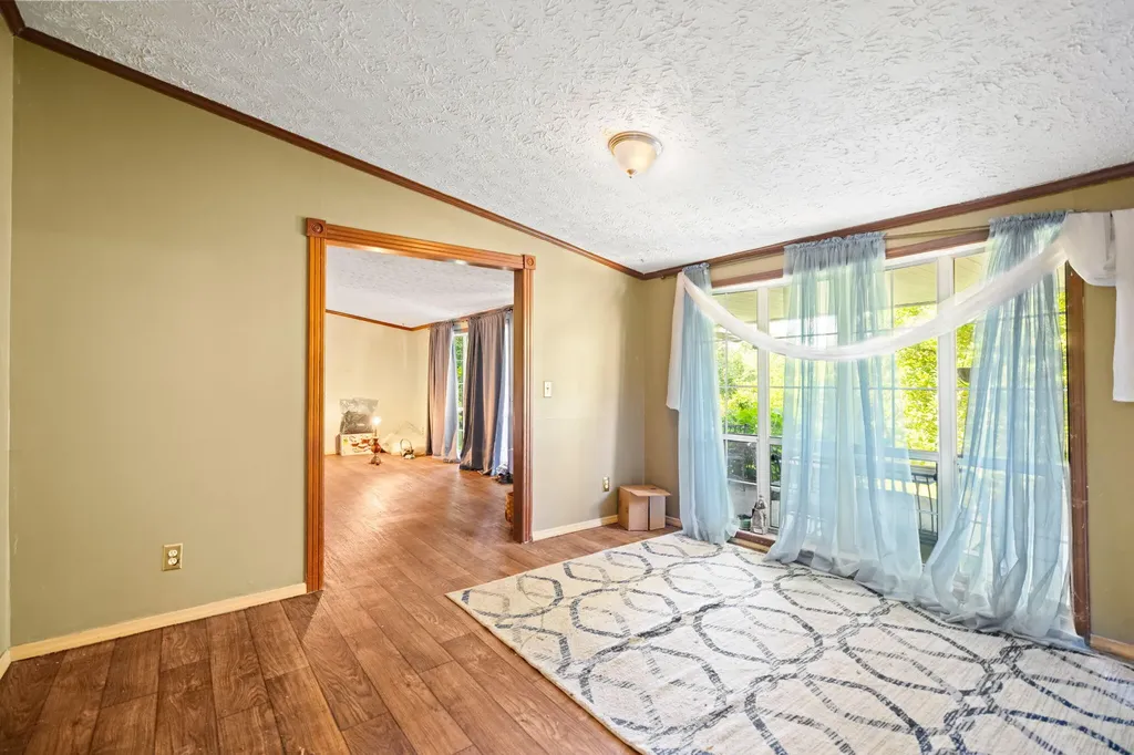 2792 N Highway 1223 Corbin KY 40701