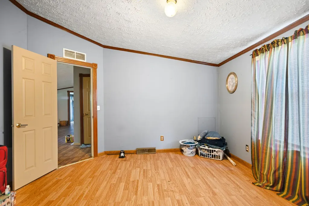 2792 N Highway 1223 Corbin KY 40701