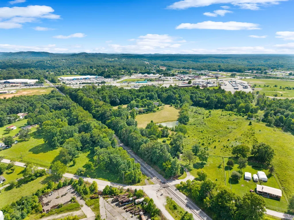 2792 N Highway 1223 Corbin KY 40701