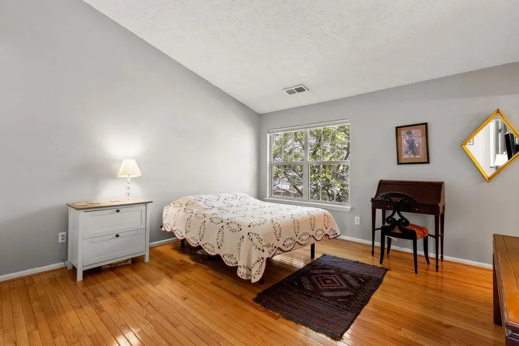 541 W Short Street Lexington KY 40507