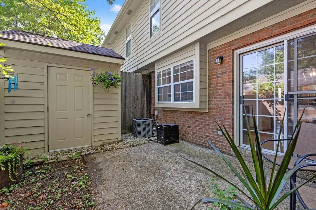 541 W Short Street Lexington KY 40507
