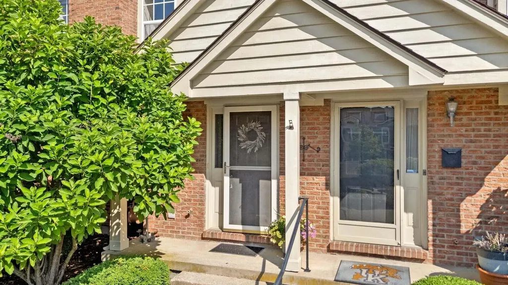 541 W Short Street Lexington KY 40507