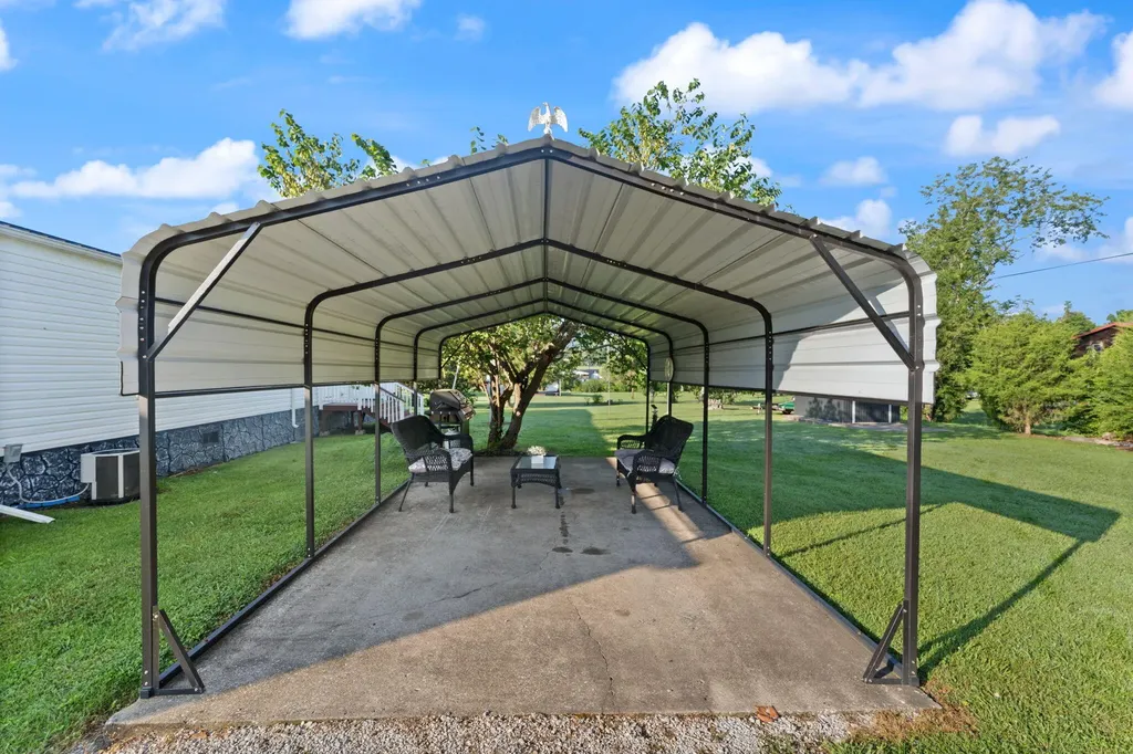 45 Oak Valley Road Irvine KY 40336