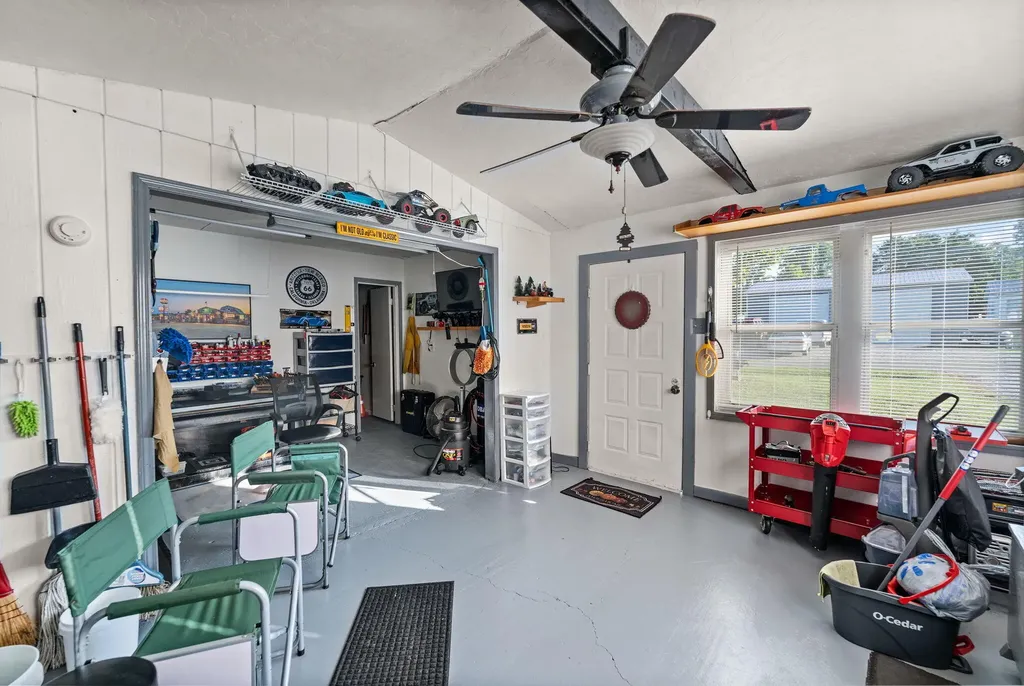 45 Oak Valley Road Irvine KY 40336