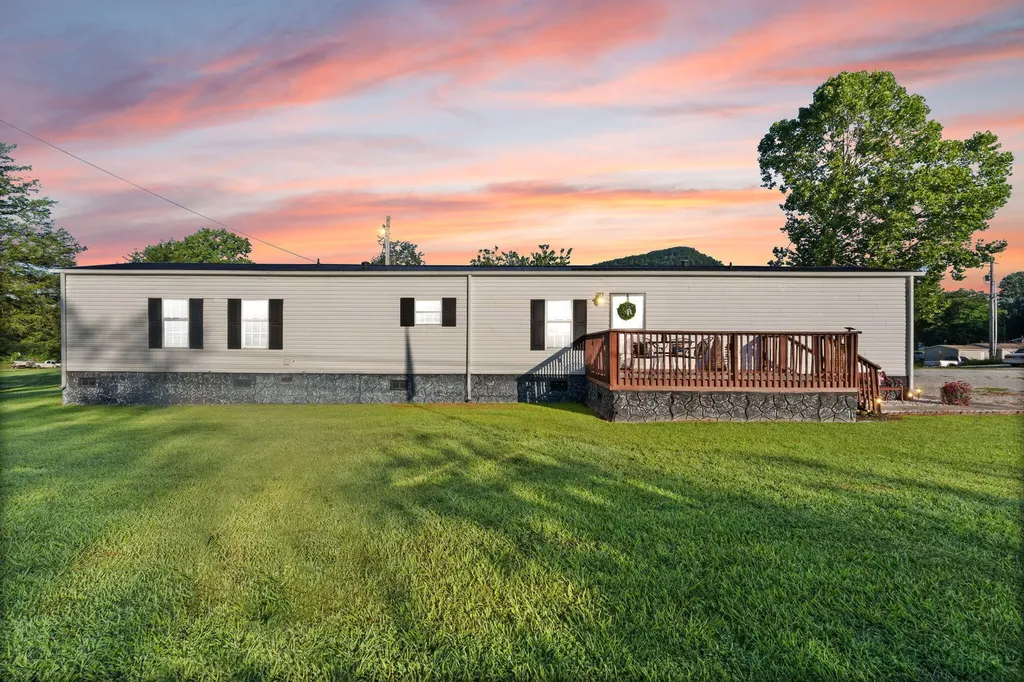 45 Oak Valley Road Irvine KY 40336