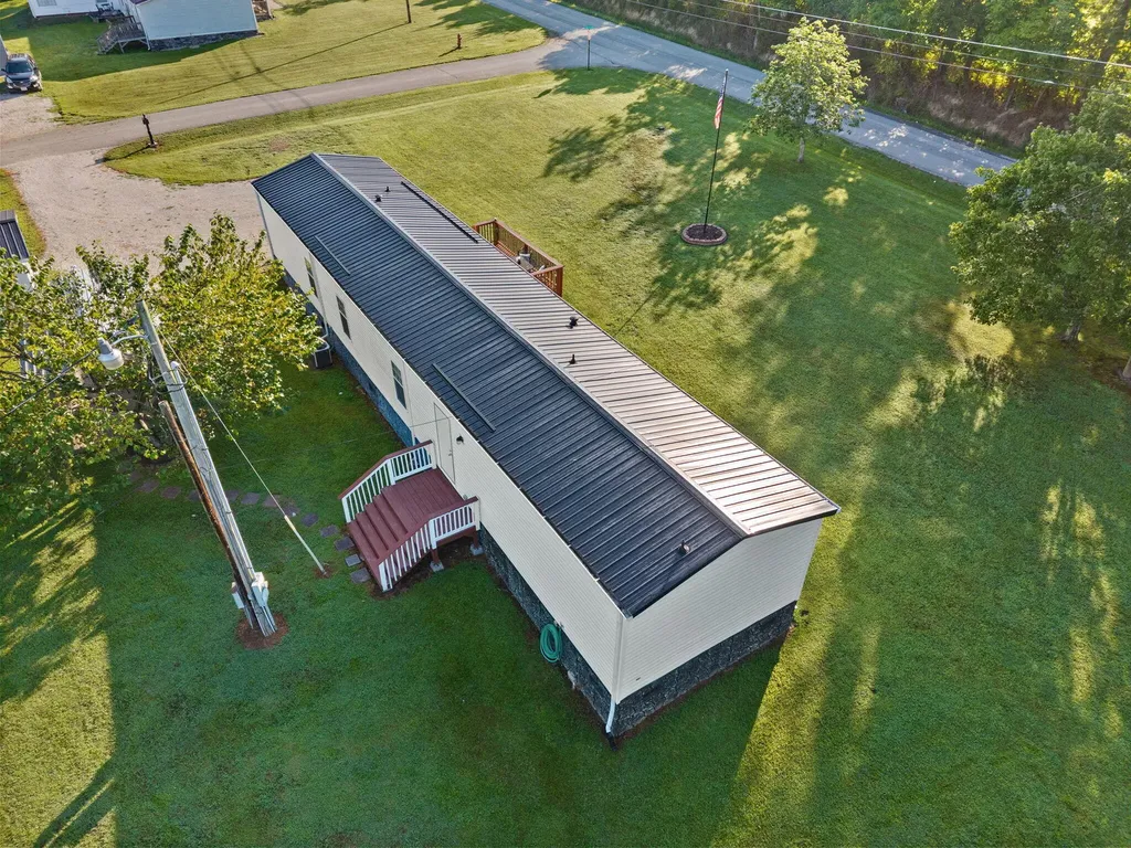 45 Oak Valley Road Irvine KY 40336