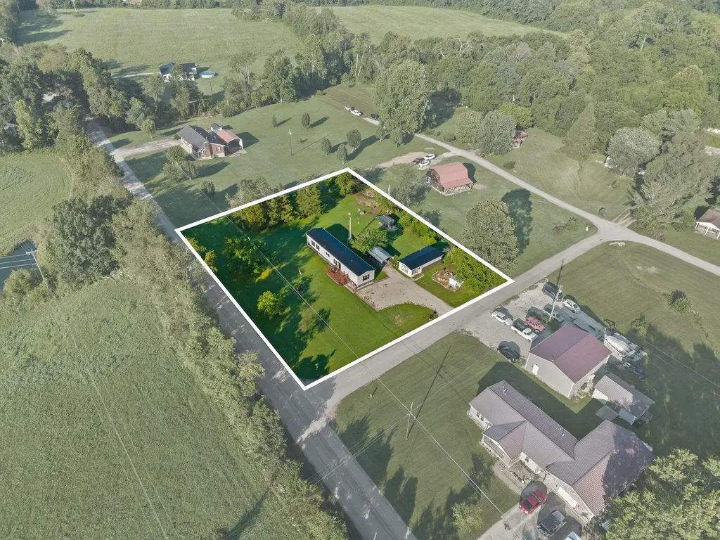 45 Oak Valley Road Irvine KY 40336