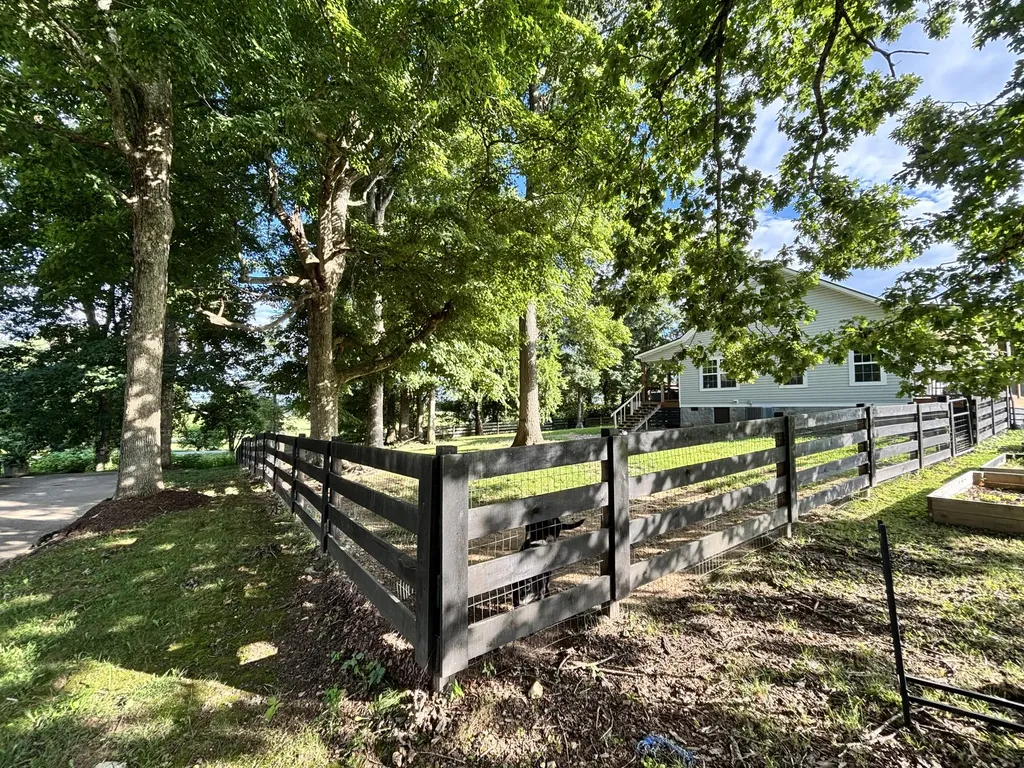 288 Manchester Lane Brodhead KY 40409