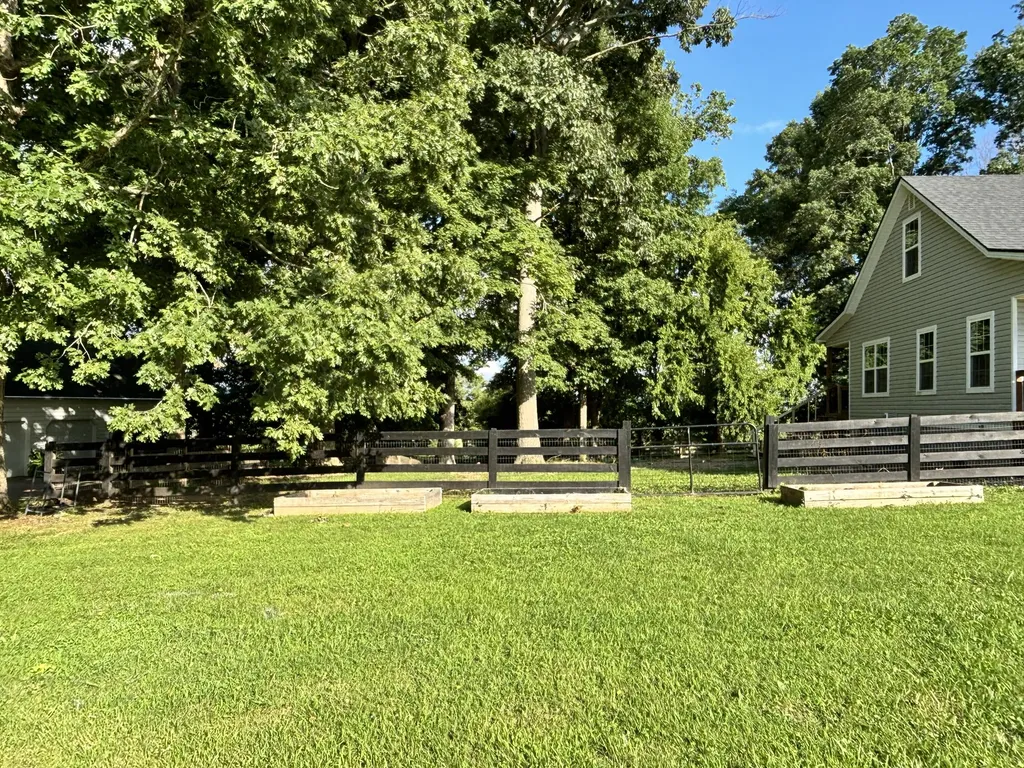 288 Manchester Lane Brodhead KY 40409