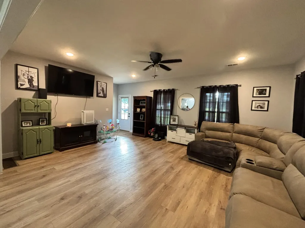 288 Manchester Lane Brodhead KY 40409