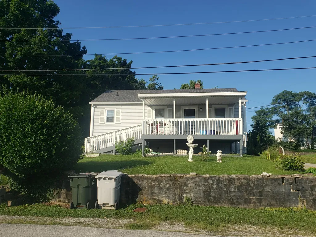 101 Riley Street Stamping Ground KY 40379
