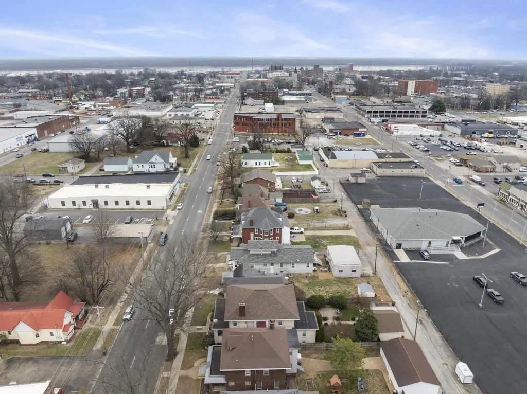 1128 Jefferson Street Paducah KY 42001