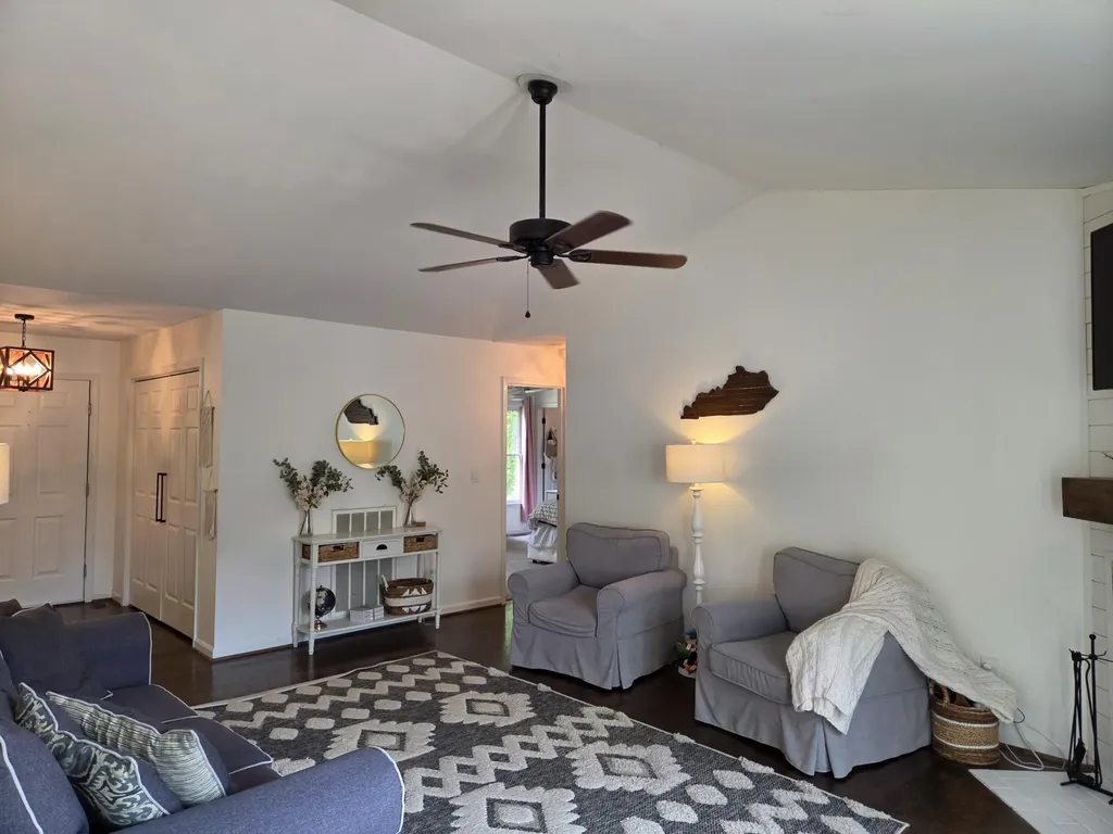 888 Cypress Point Way Lexington KY 40509